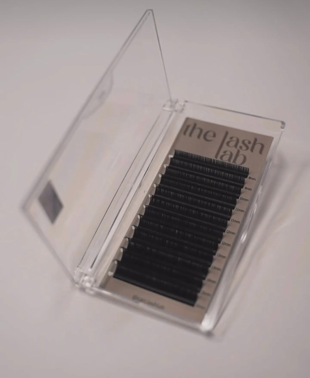 The Lash Lab - Volume Lashes 0.05, CC Curl, Mix Trays Sizes 8mm-16mm